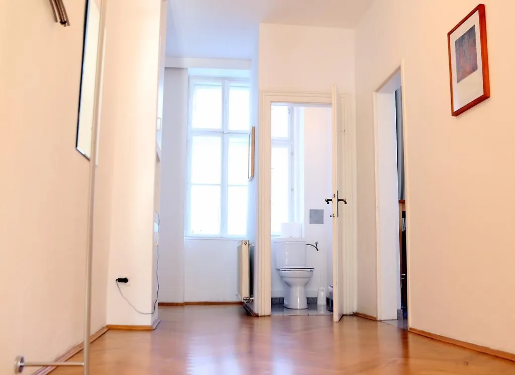 Apartment Belvedere Appartements Vienna Austria