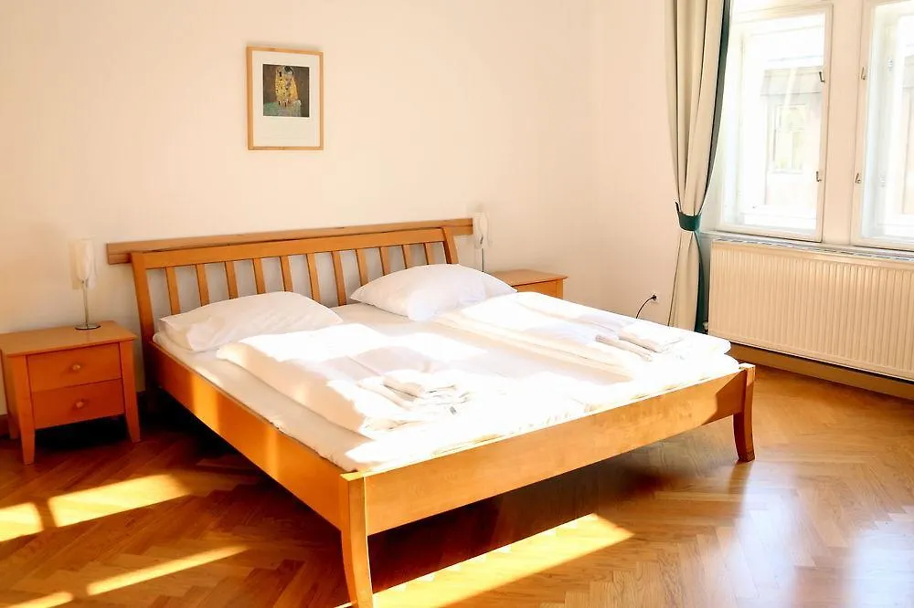 Belvedere Appartements Vienna Apartment