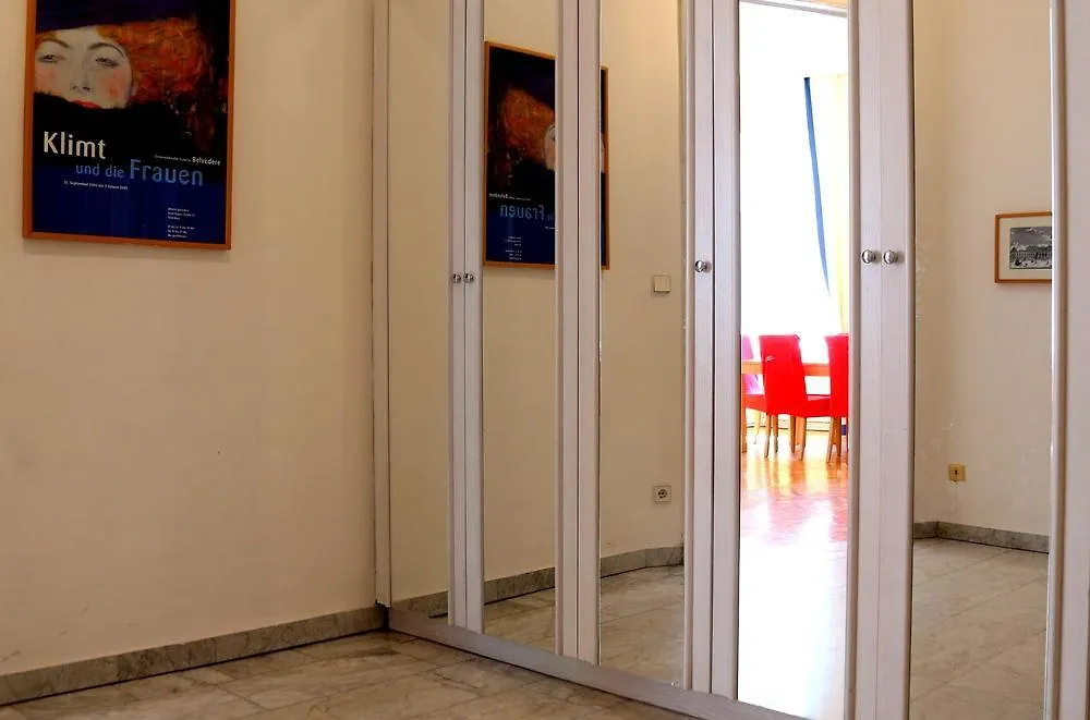 Belvedere Appartements Vienna 0*,  Austria